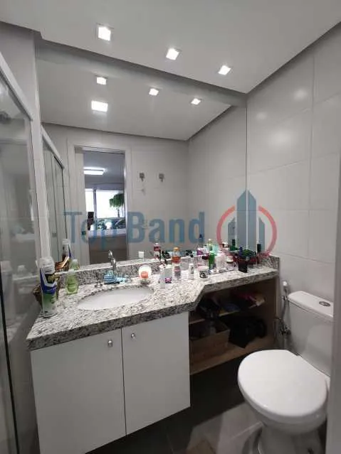Furnished 3-bedroom apartment with open-plan kitchen — photo 14