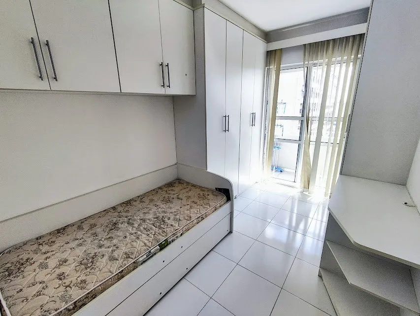 73 m² apartment with 2 bedrooms and a gas kitchen — photo 18