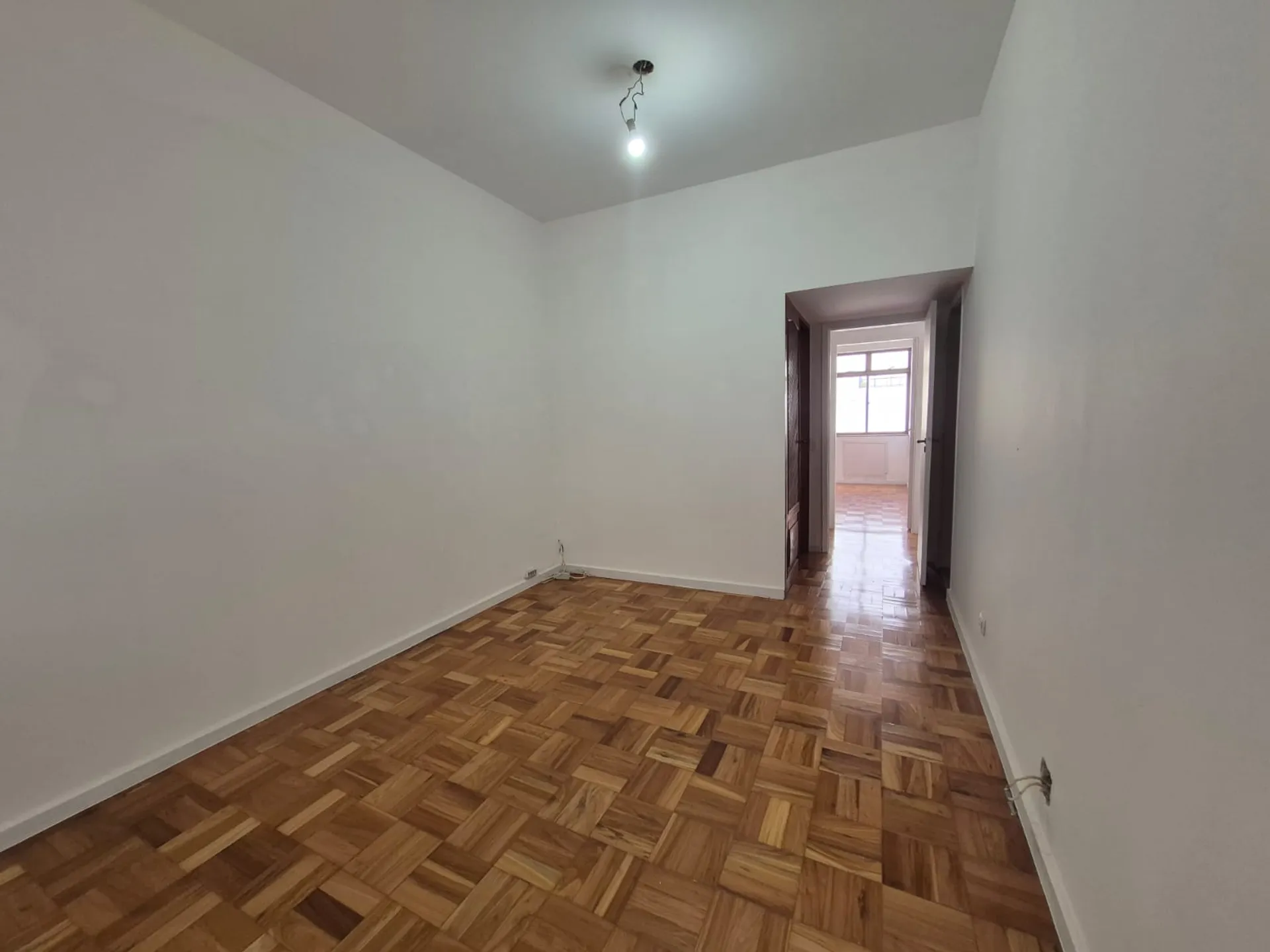 3-bedroom apartment with 3 bathrooms and city views — photo 23