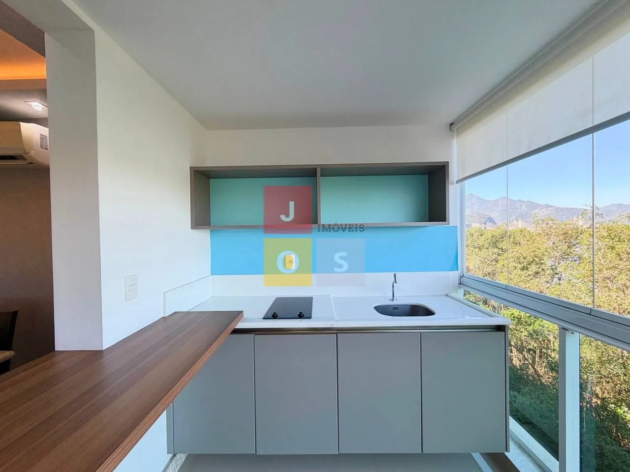 Furnished 4-bedroom suite apartment with 156 m² — photo 2