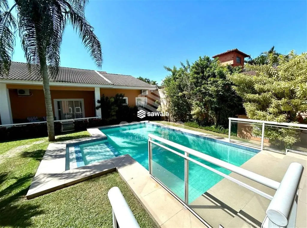 Furnished house with 600 m², 3 bedrooms and 5 baths — photo 13