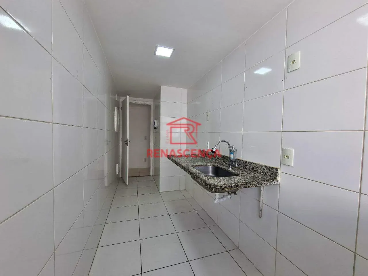 Apartment with 3 suites and a separate kitchen — photo 5