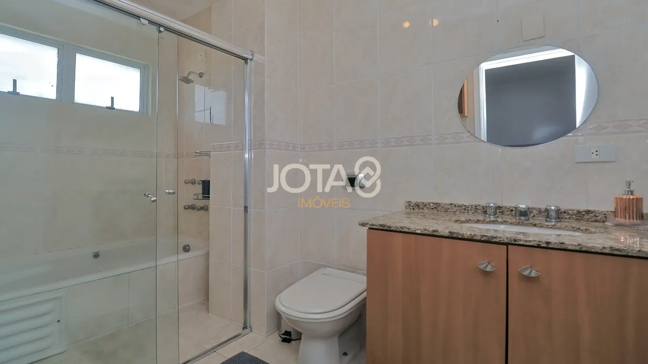 Furnished house with 3 bedrooms and a balcony — photo 14