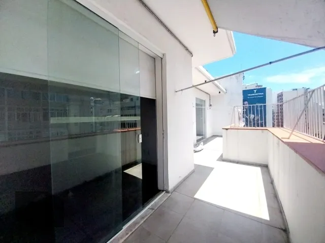 Apartamento com 3 quartos, 2 banheiros e 1 vaga de garagem — photo 3