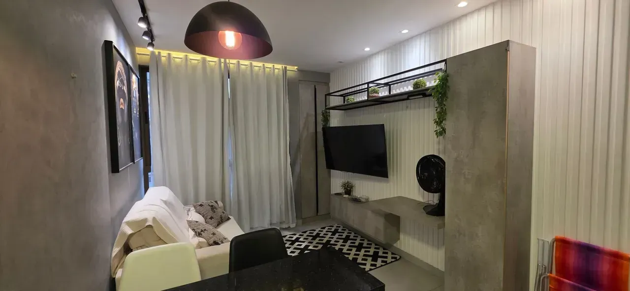 Furnished apartment, 30 m², with floor-to-ceiling windows — photo 4