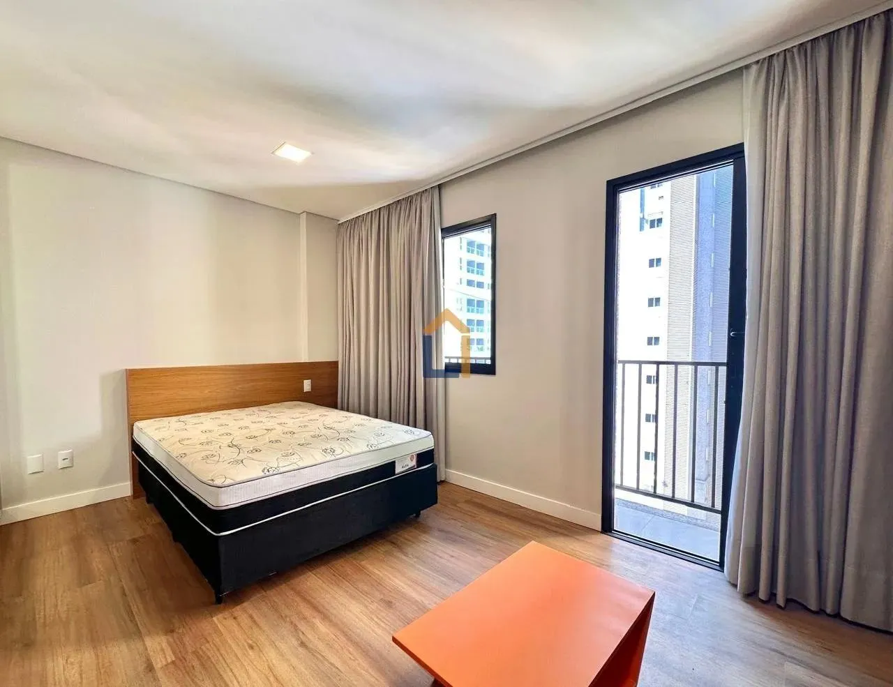 Furnished 26 m² apartment with a glass shower box — photo 8