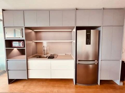 Furnished 1-bedroom apartment with water view — photo 9