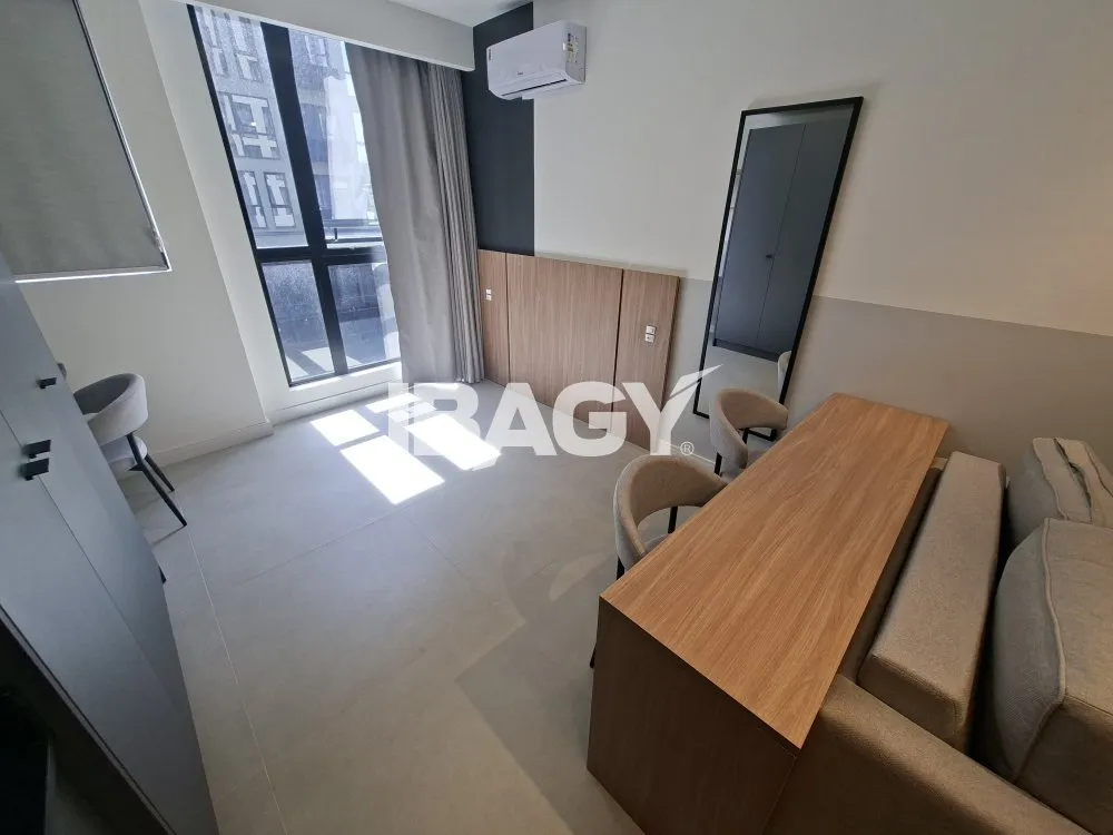 Furnished studio with a glass-enclosed balcony — photo 69