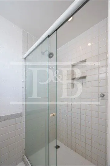 Furnished 3-bedroom apartment with 2 bathrooms — photo 19