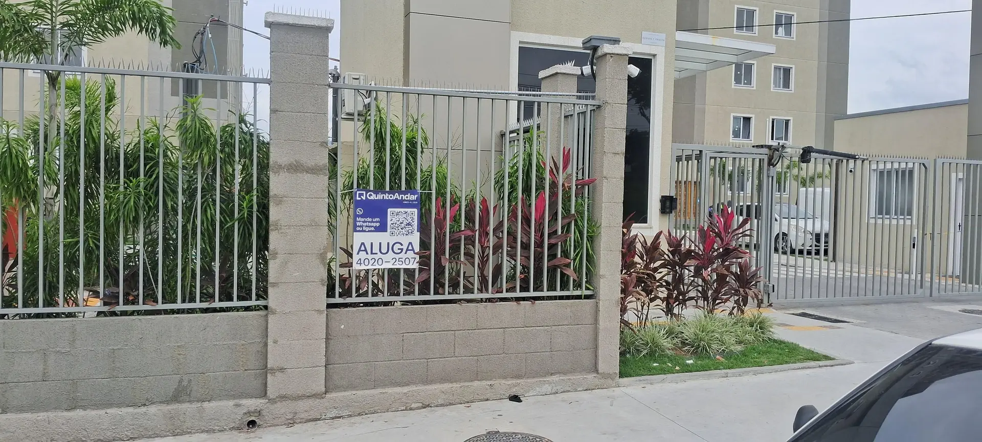 2-bedroom apartment in a building with a pool — photo 14