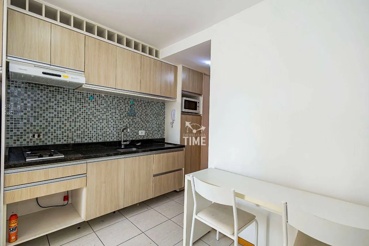 Furnished 1-bedroom apartment with open kitchen — photo 5