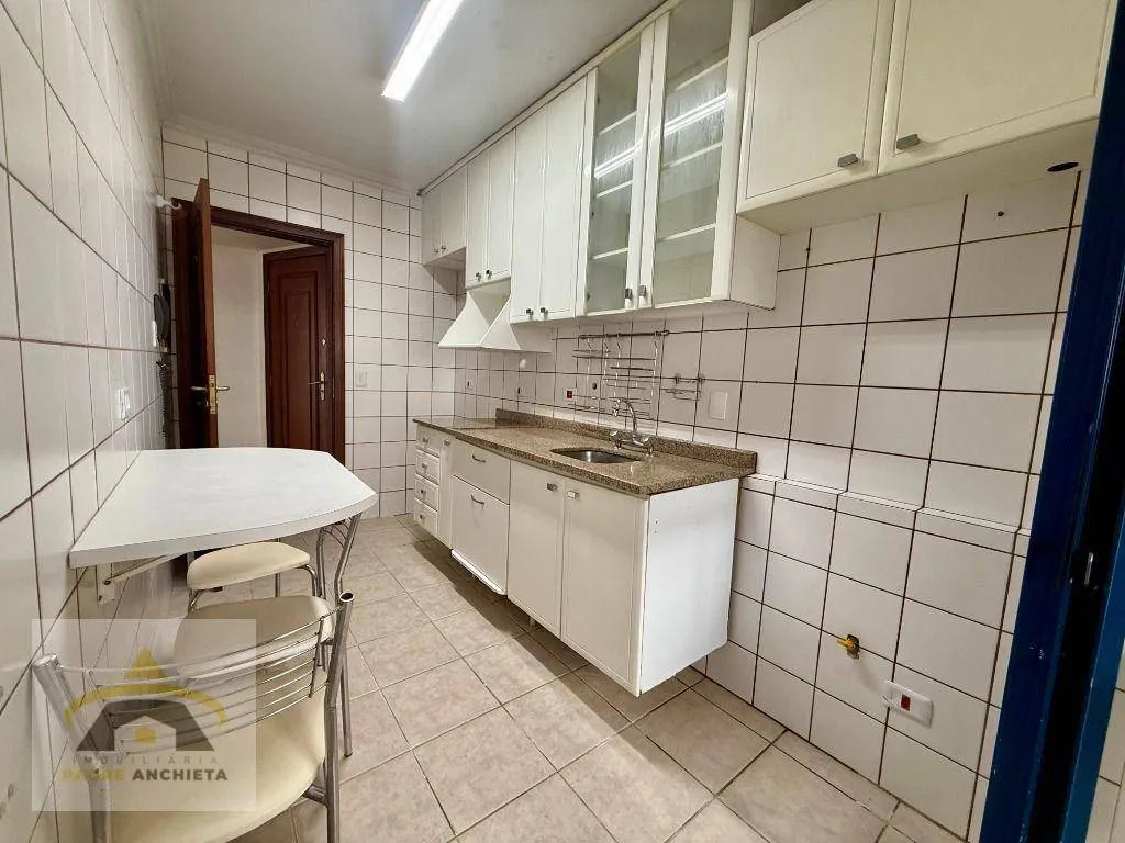 Apartamento de 3 dormitorios con balcón — photo 20