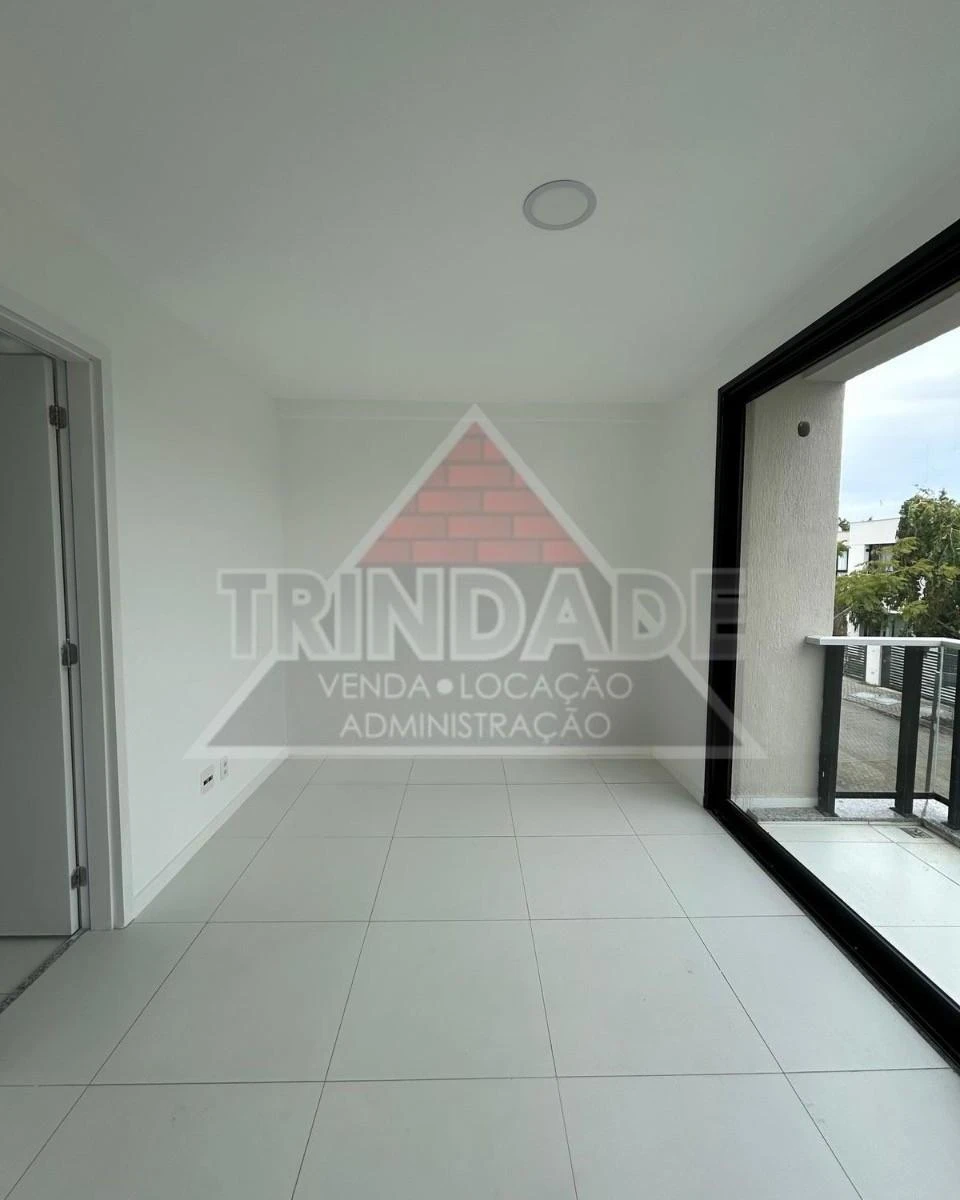 Casa duplex de 3 suítes com cozinha americana e piscina — photo 13