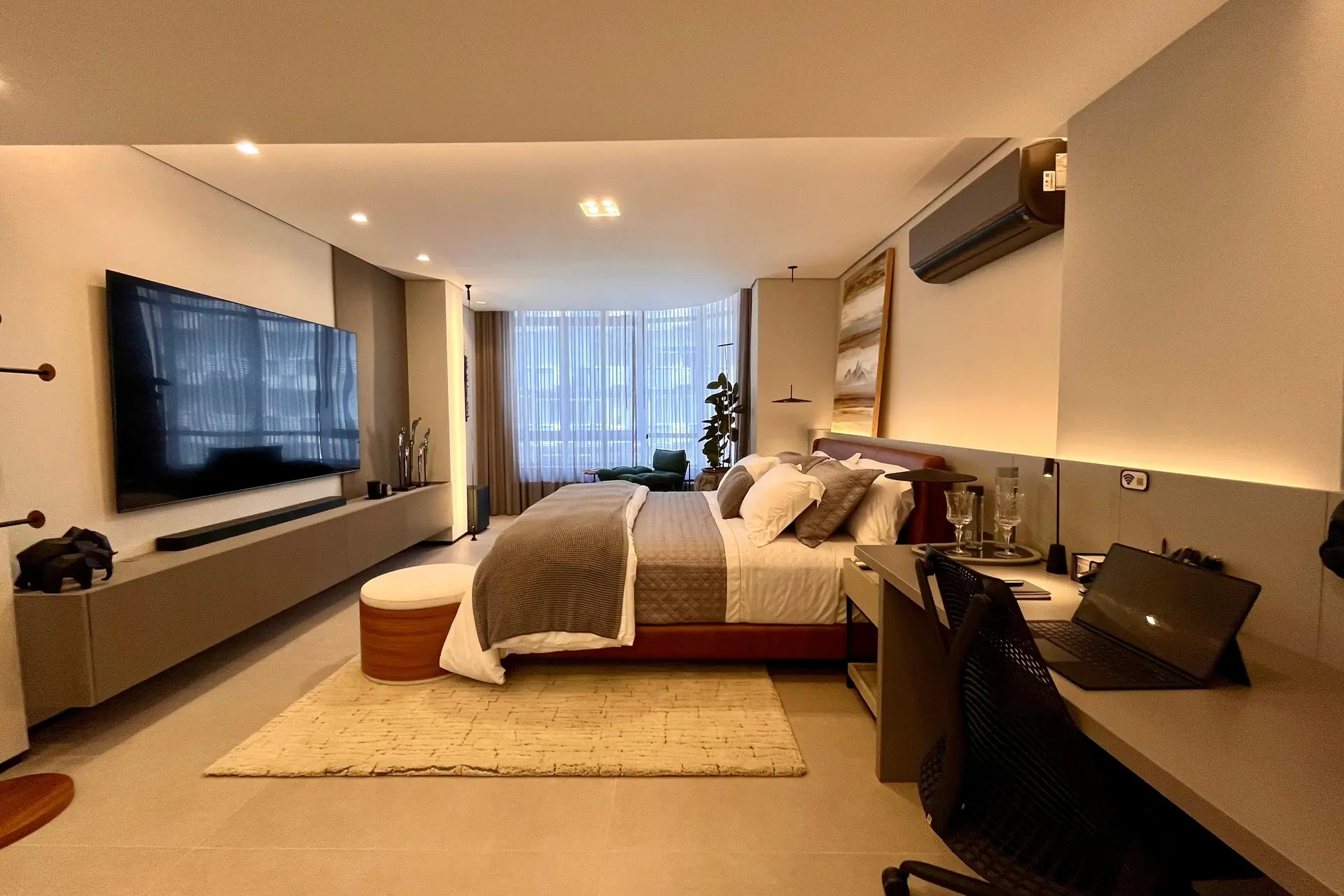 Квартира 150 м² з панорамними вікнами та гардеробною — photo 19