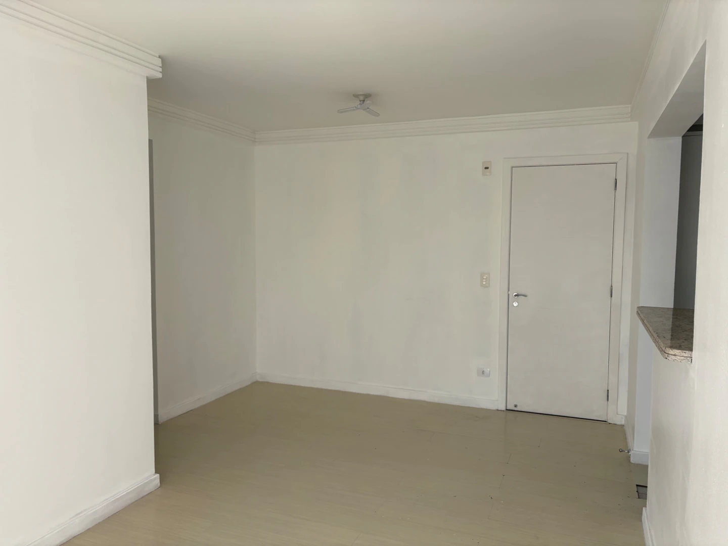 Apartamento de 2 quartos em condomínio com academia — photo 12