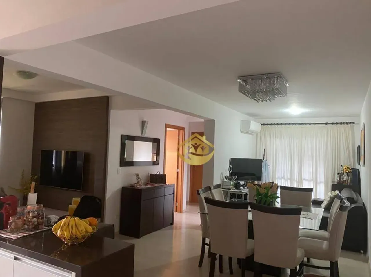 Apartment with an open-plan kitchen and 2 covered spots — photo 2