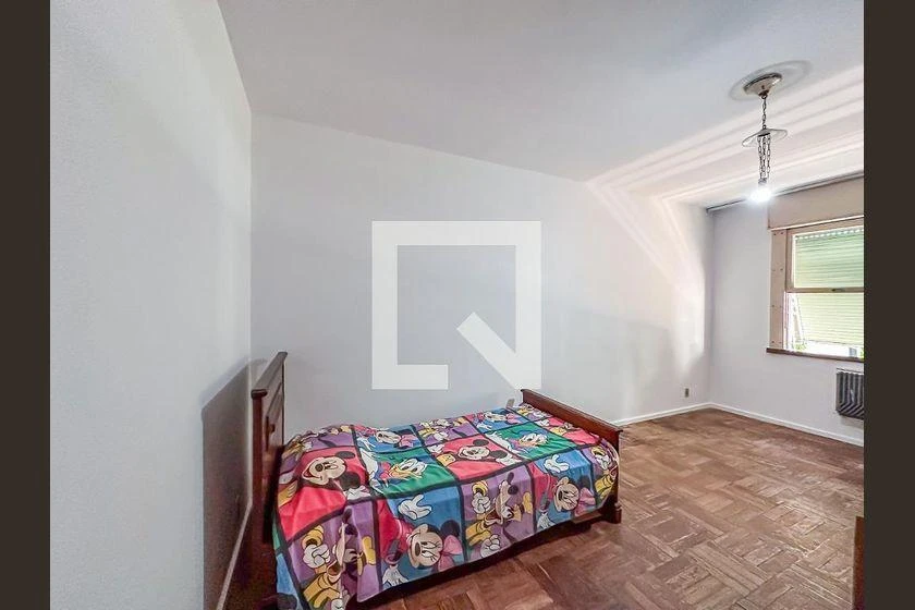 Apartamento de 4 habitaciones con 221 m² y 2 plazas — photo 37