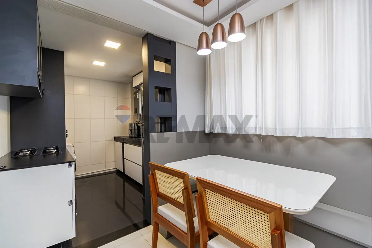 2-bedroom apartment with a home office in Curitiba — photo 25