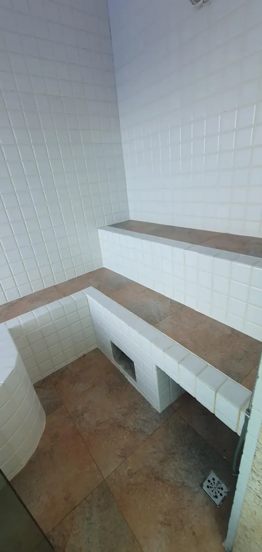 Duplex penthouse with 381 m² and a built-in grill balcony — photo 42