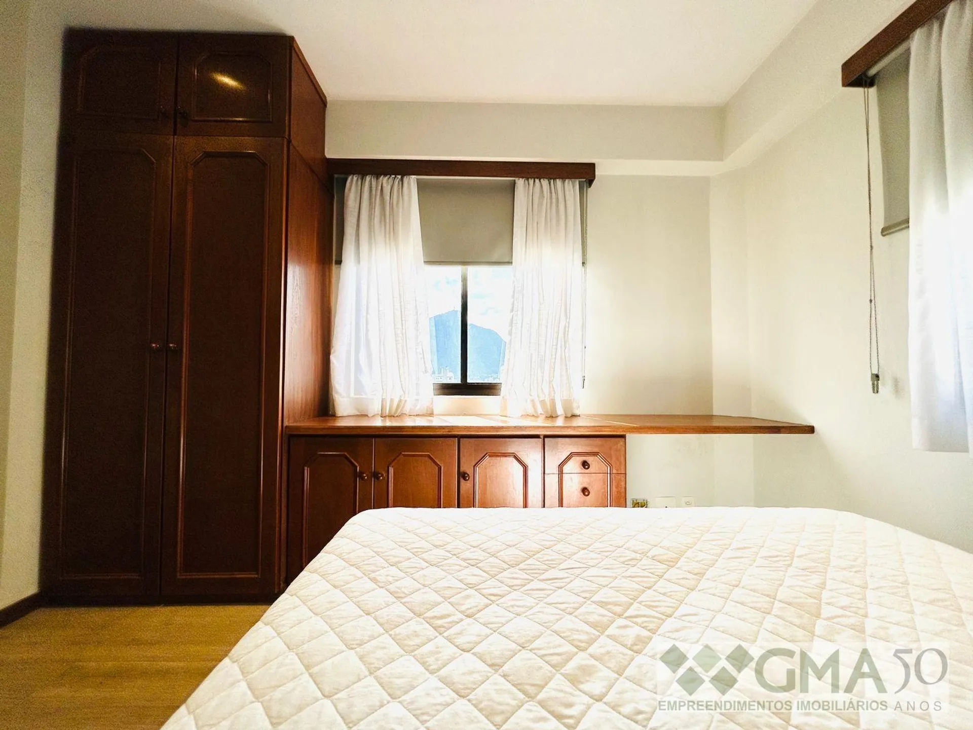 Furnished 87 m² apartment with open-plan kitchen and suite — photo 9