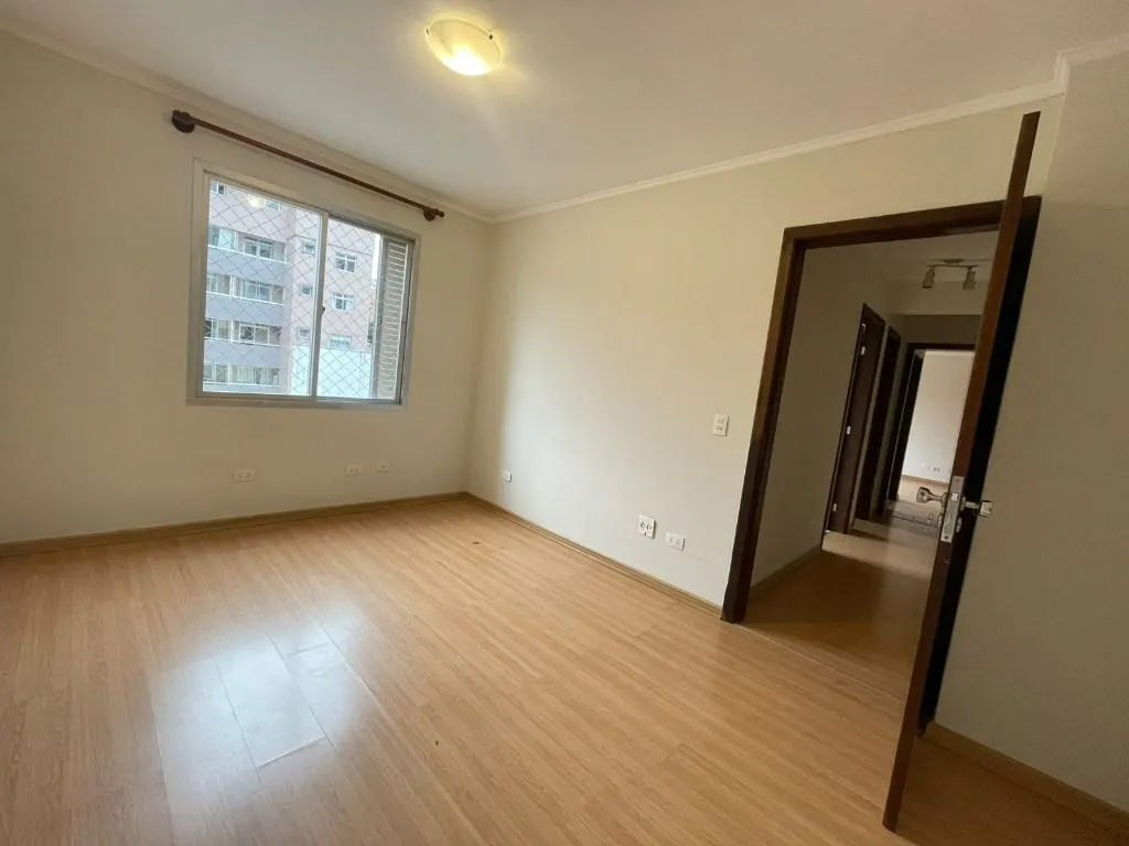3-bedroom apartment, 1 with its own bathroom, 90 m² — photo 27