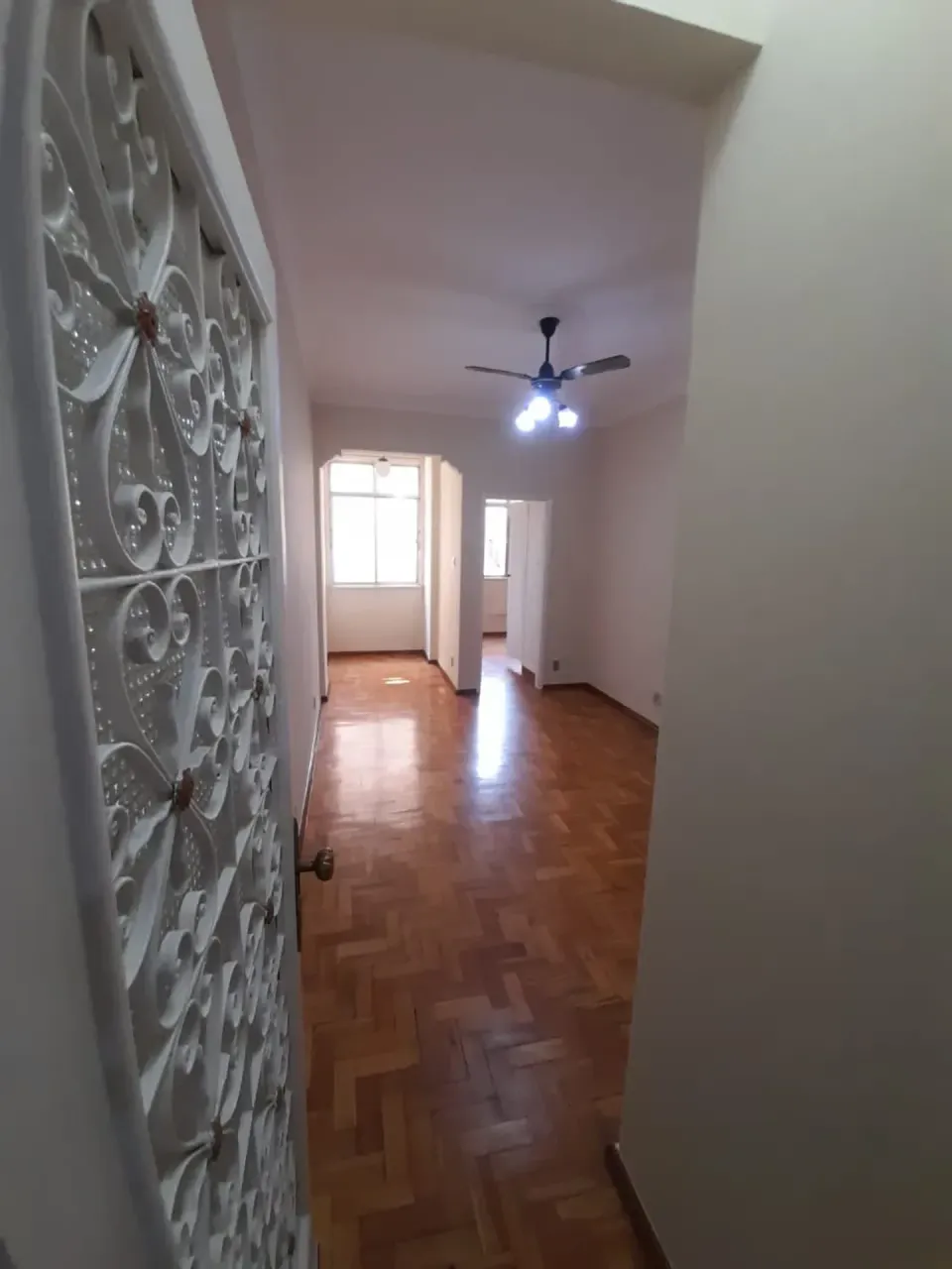2-bedroom apartment with a walk-in closet — photo 14