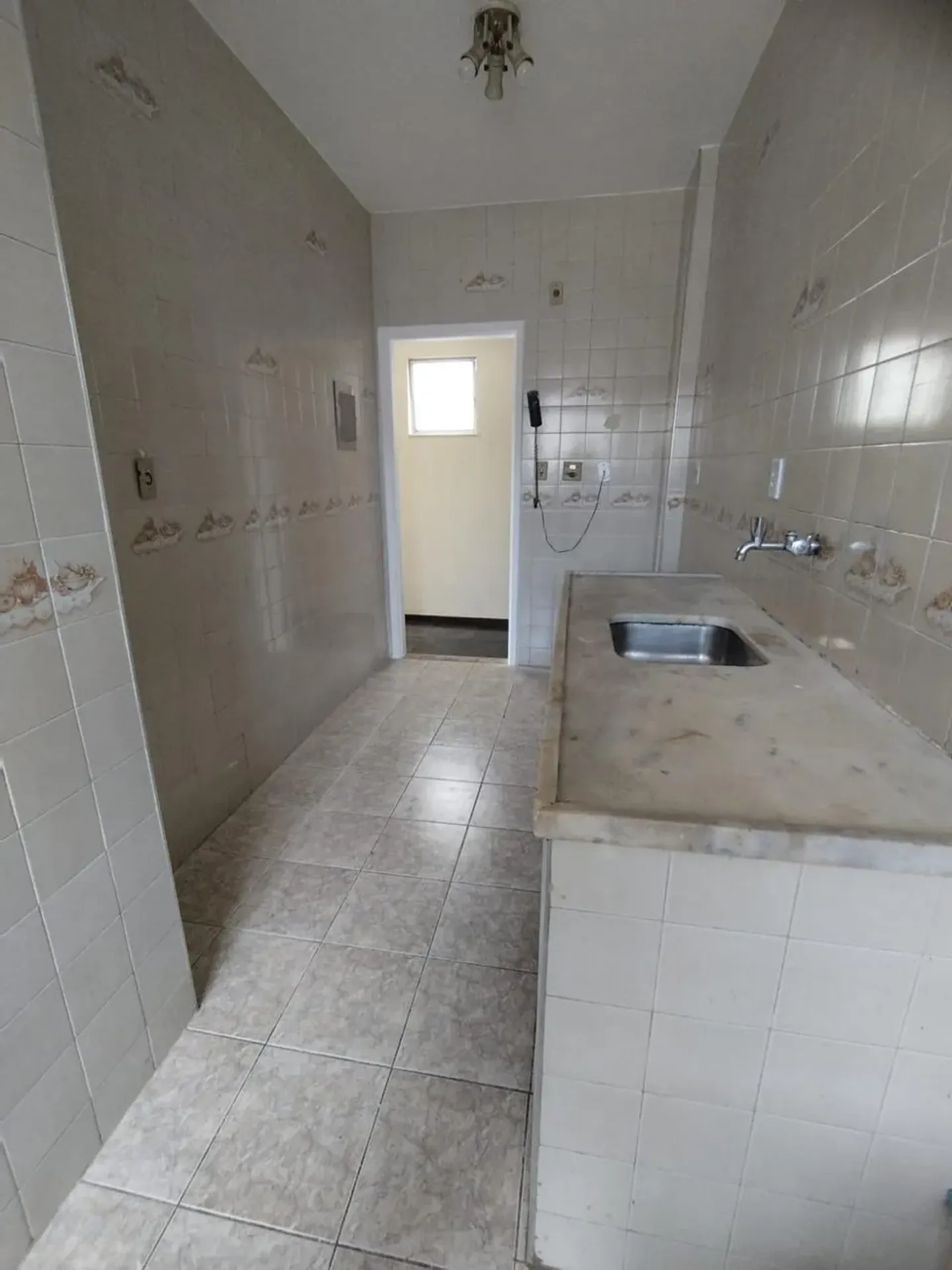 Rental apartment with 2 bedrooms and a private garden — photo 14