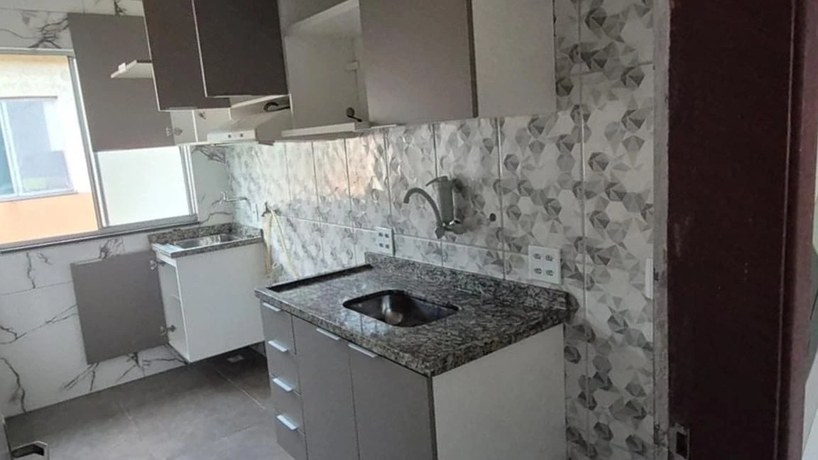 Apartamento sem mobília com 2 quartos e box de vidro — photo 18