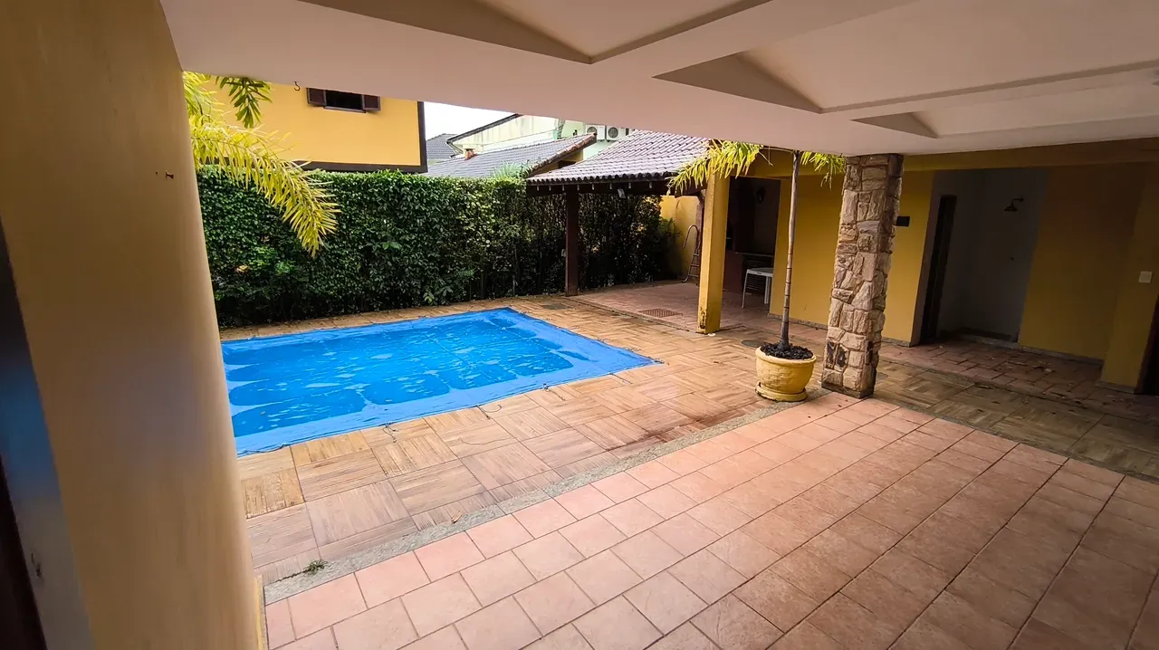 115 m² house with a grill on the balcony and a bathtub — photo 43