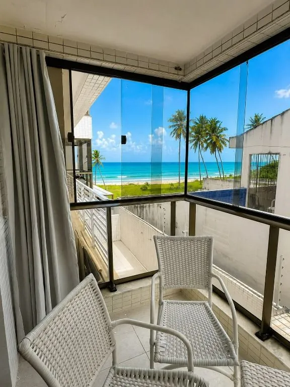 Apartamento mobiliado de 60 m² com varanda e churrasqueira