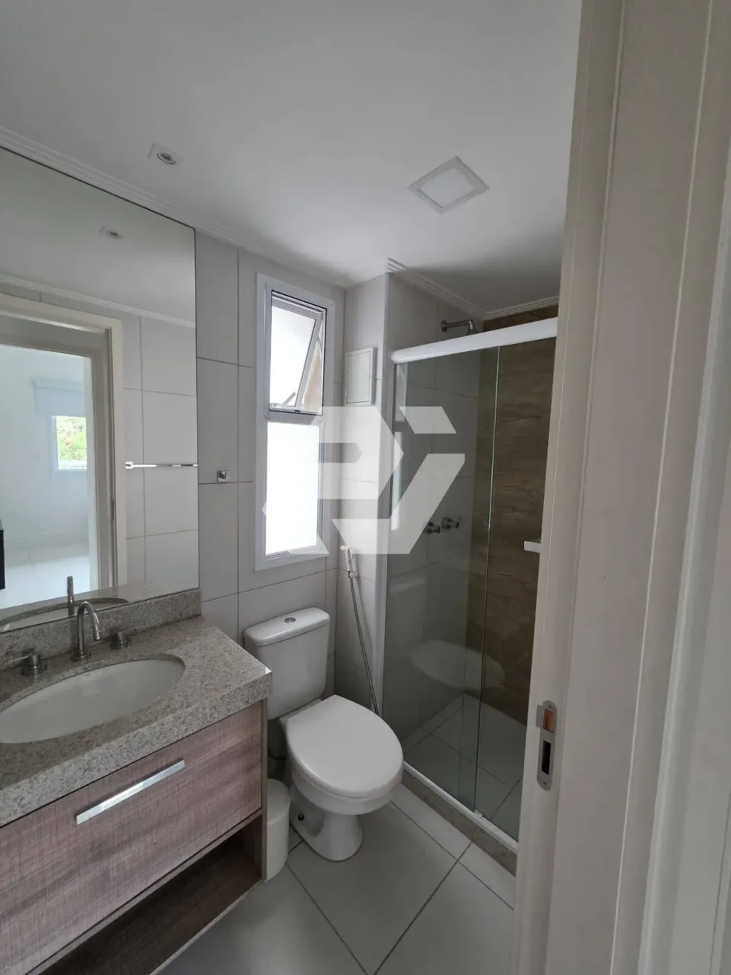 3-bedroom apartment with a private pool — photo 18