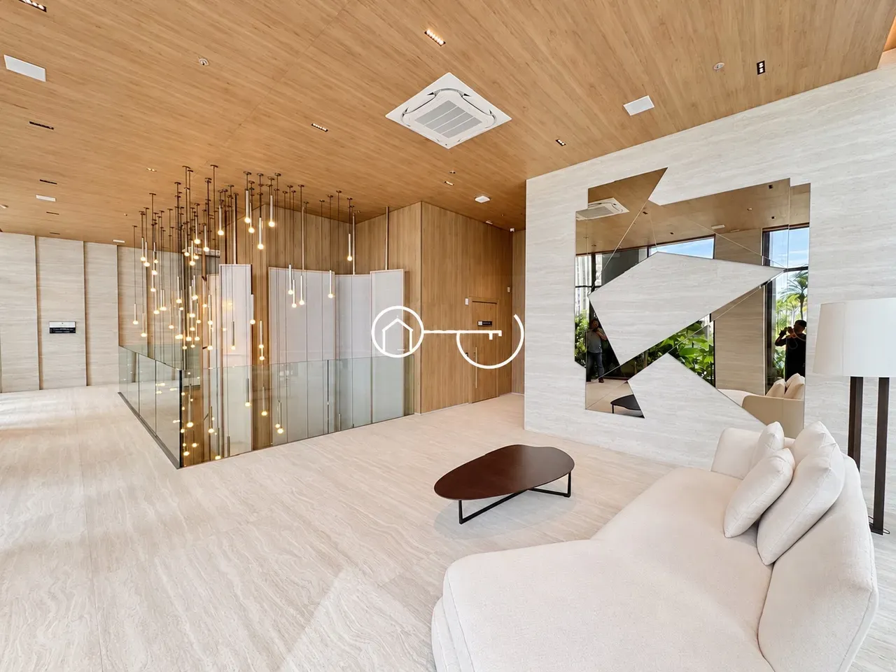 Furnished apartment, 120 m², with a jacuzzi