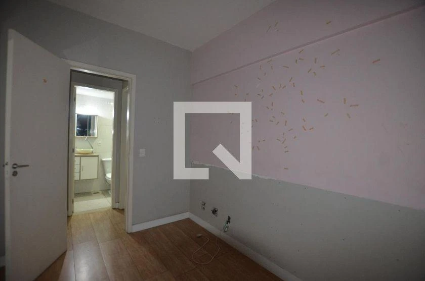 1 quarto e piso de madeira ou laminado: apartamento de 67 m² — photo 11