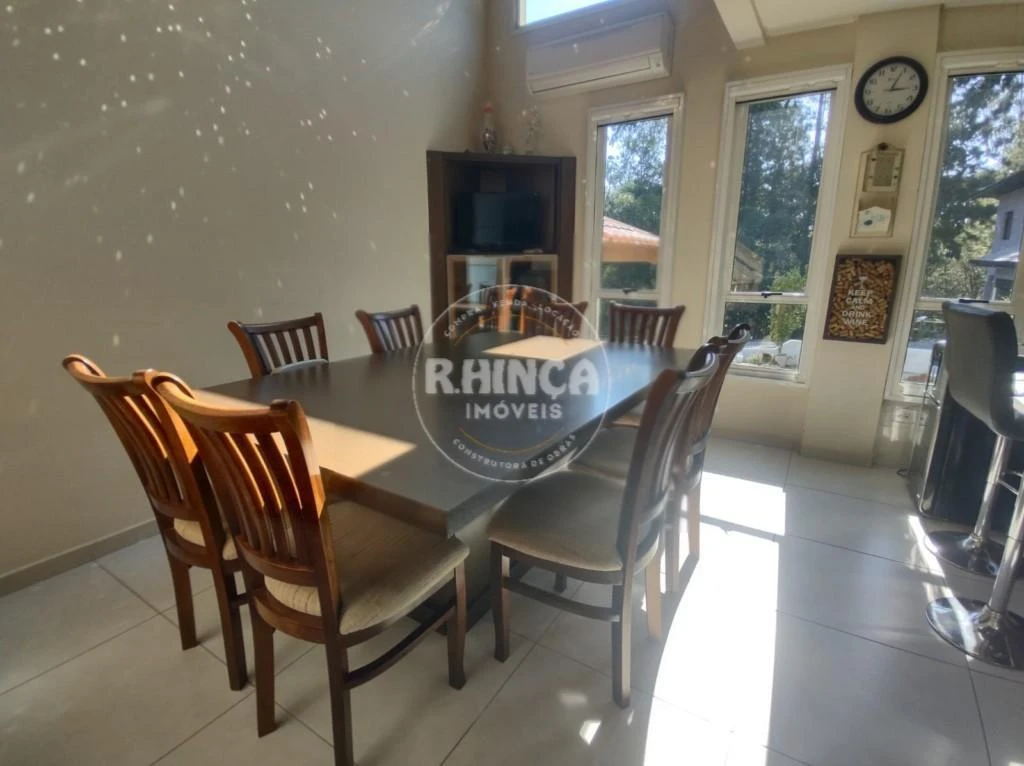 Furnished house with open-plan kitchen and 4 bedrooms — photo 16