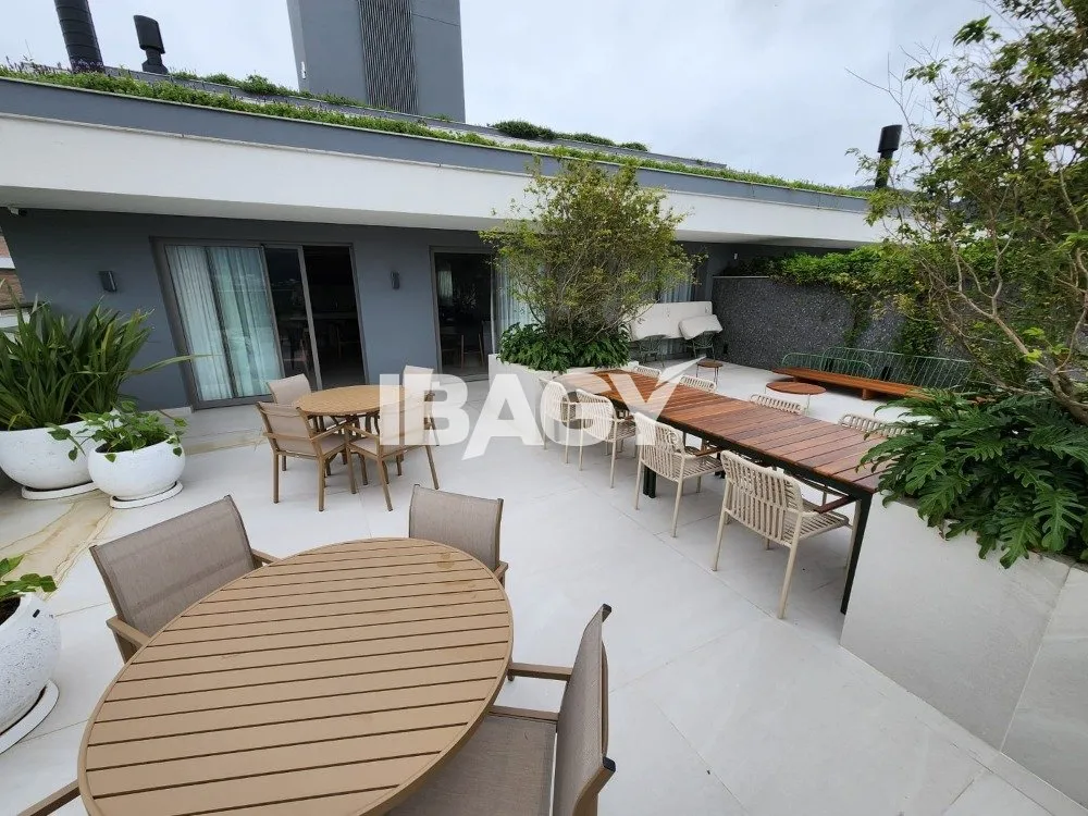 Furnished apartment, 116 m², with a grill on the balcony — photo 5