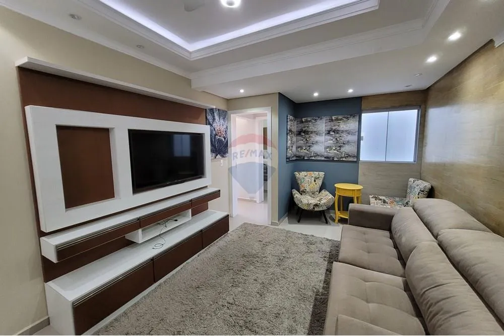 Apartment with 3 bedrooms, desk workspace and 2 parking
