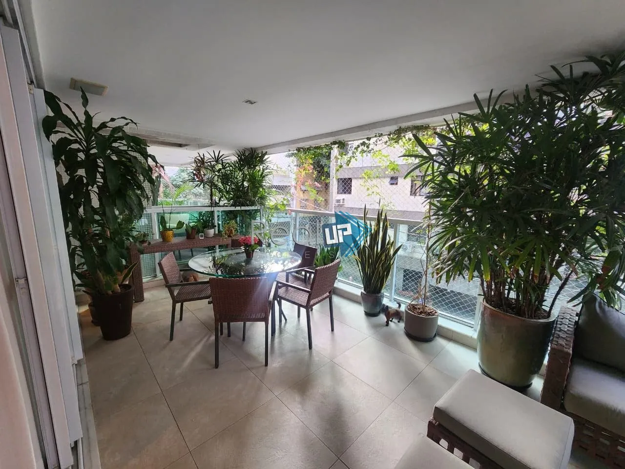 4-bedroom apartment with 227 m² and 3 parking spaces — photo 17