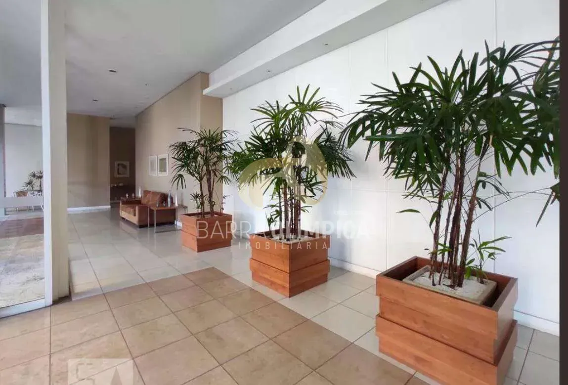 4-bedroom apartment in a building with a sauna — photo 16