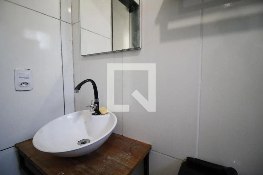 3-bedroom rental apartment with open-plan kitchen — photo 2