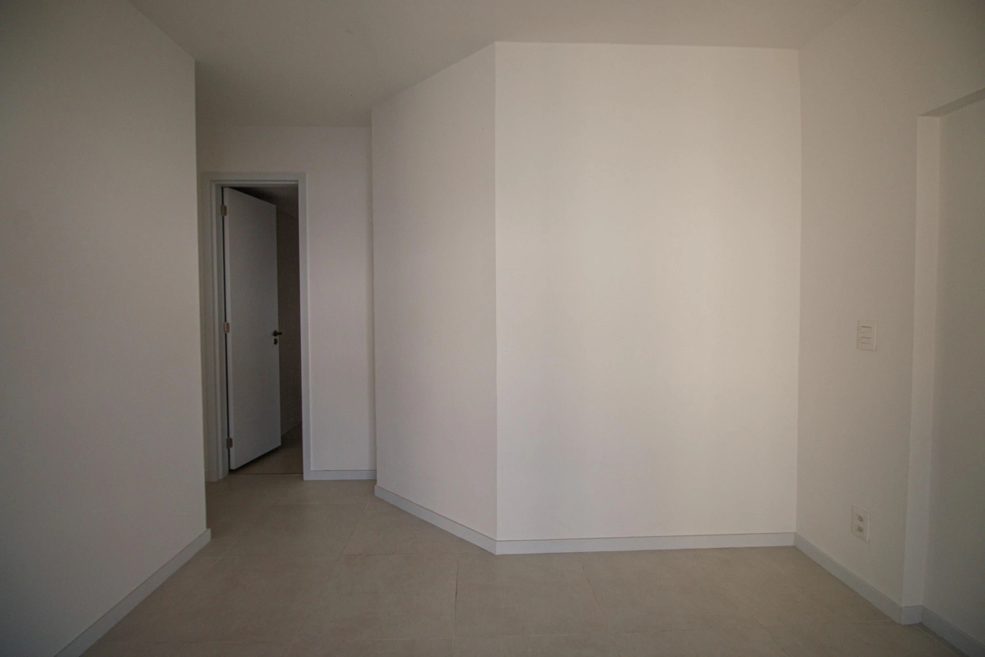 Apartamento mobiliado com 3 quartos e 3 banheiros — photo 57