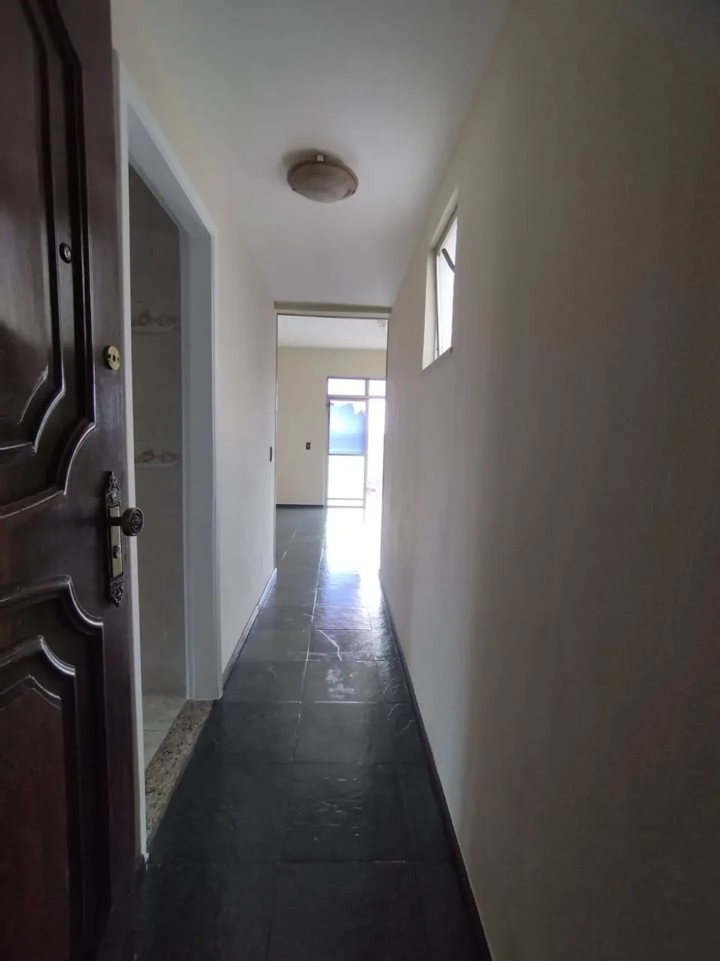 Rental apartment with 2 bedrooms and a private garden — photo 28