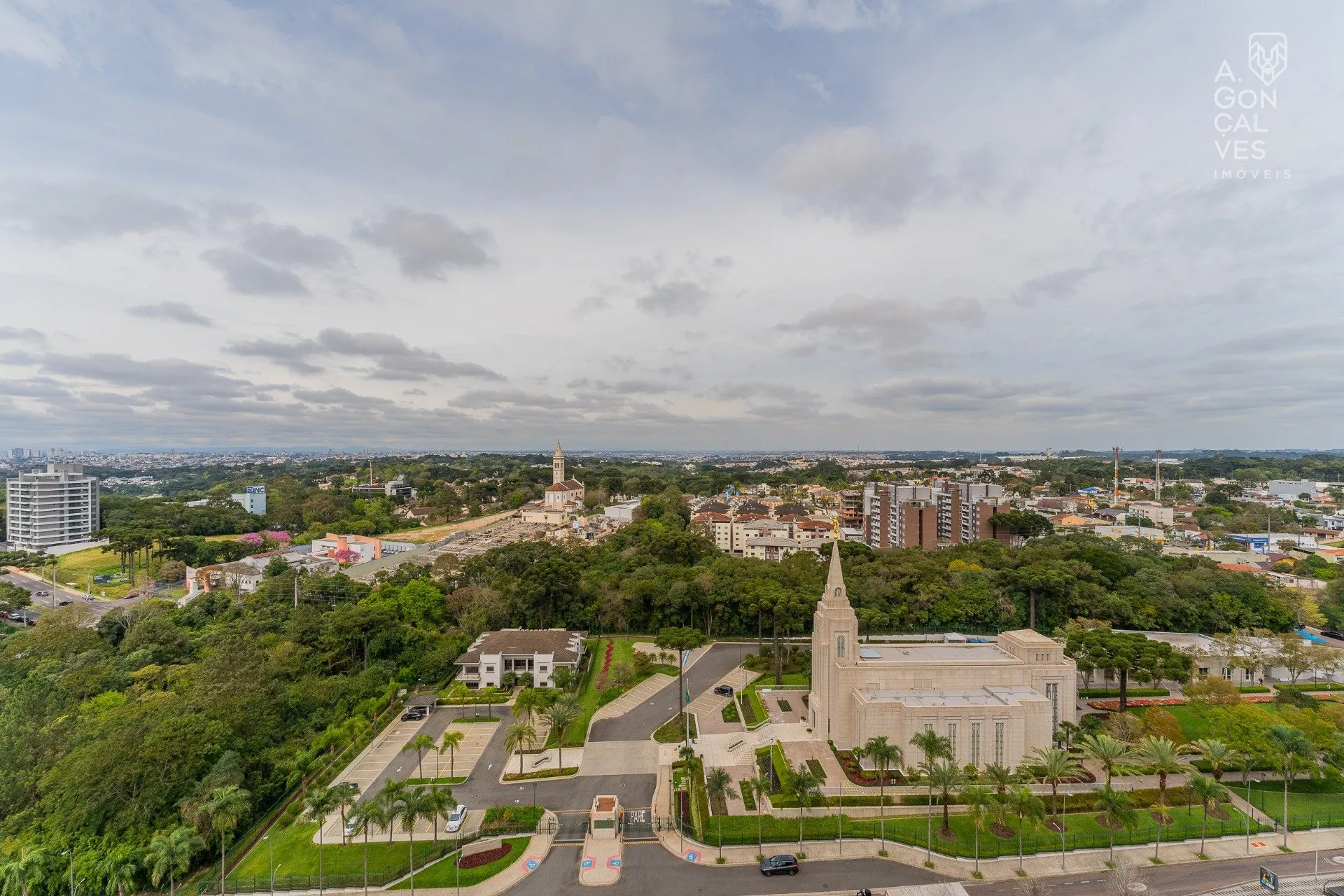 Квартира з 3 кімнатами та власною ванною і лоджією — photo 20