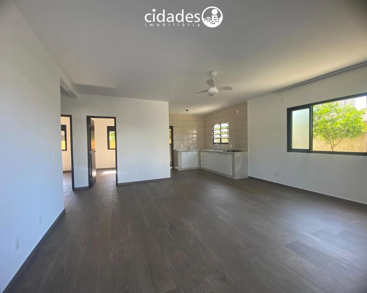 Apartment, 95 m², with wood or laminate floors — photo 3