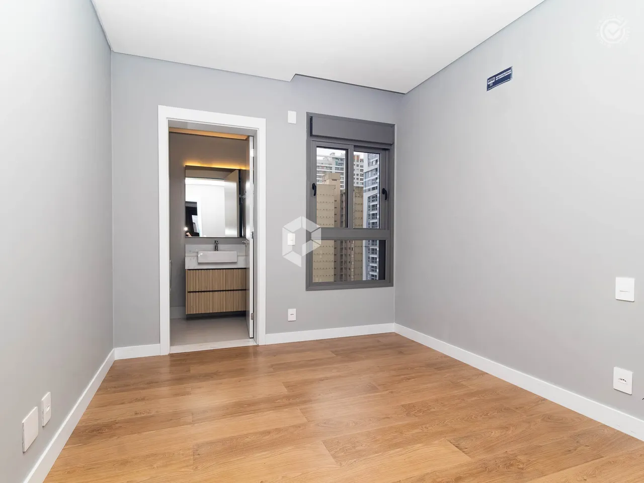 3-bedroom apartment with 4 bathrooms and 2 parking — photo 15