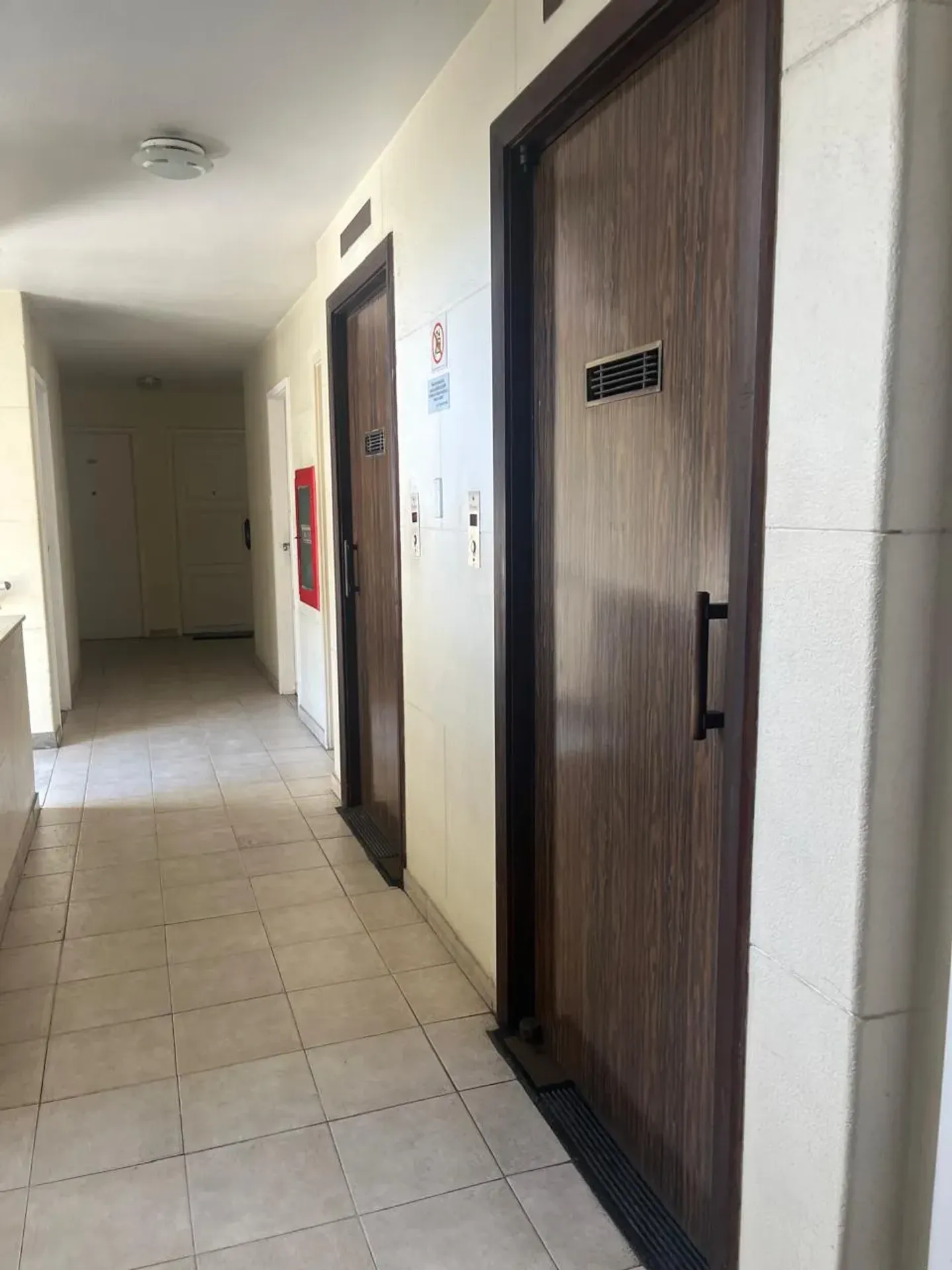 Apartment with 3 bedrooms and 2 bathrooms — photo 18