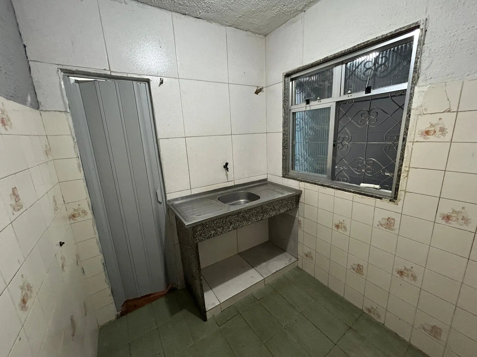 Rental house with 1 bedroom and 1 bathroom no parking — photo 2