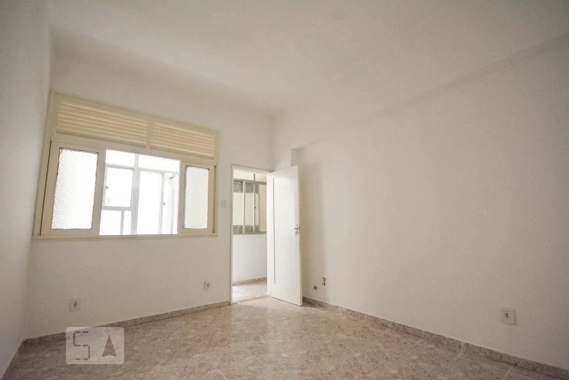 Apartamento com 2 quartos, 1 suíte e 2 banheiros — photo 13