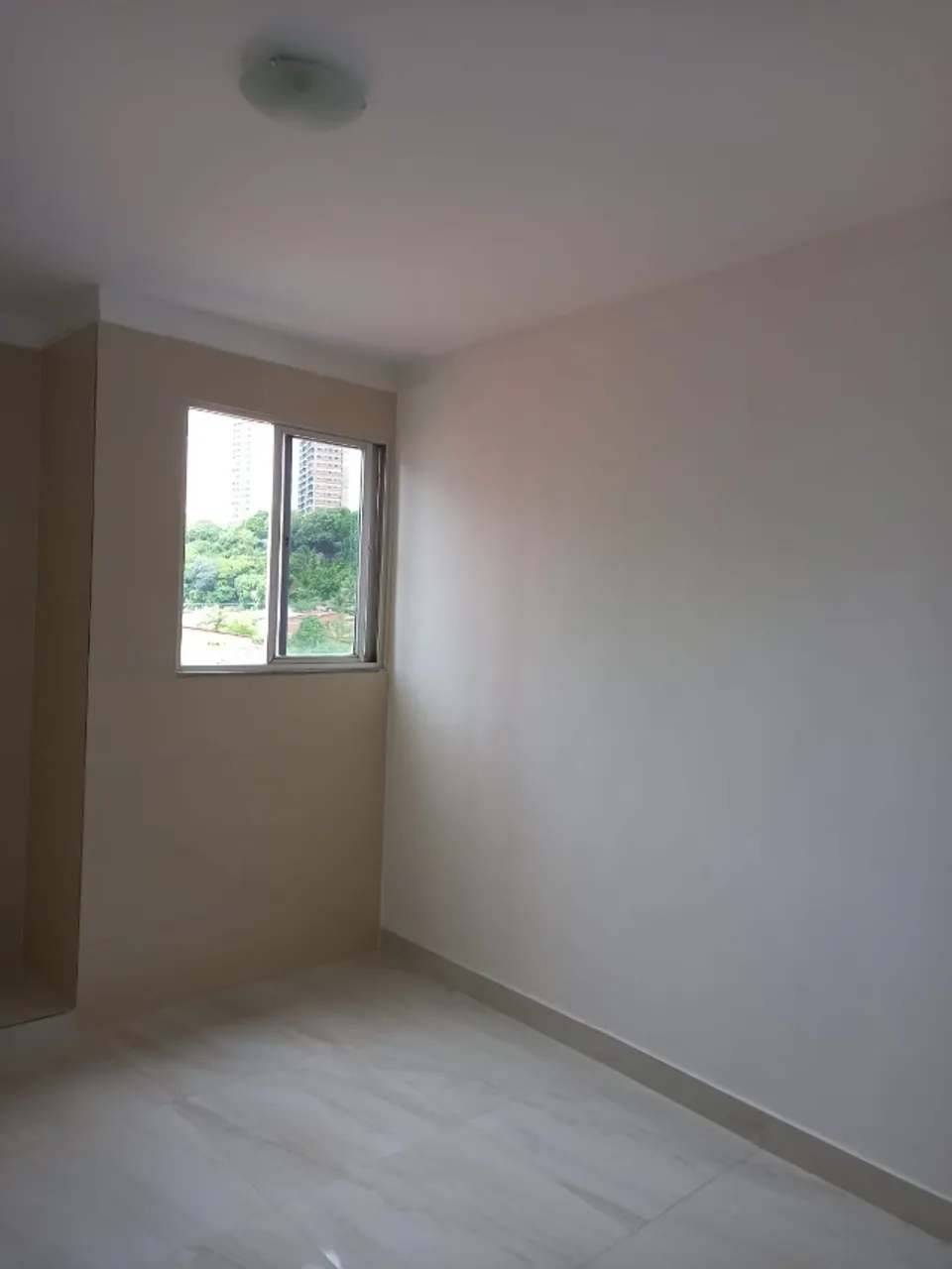 3-bedroom apartment in a building with a pool — photo 7