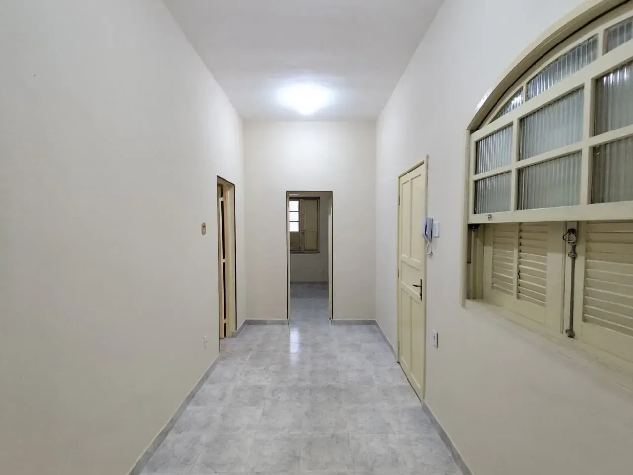 Unfurnished house with 2 bedrooms and a terrace — photo 15