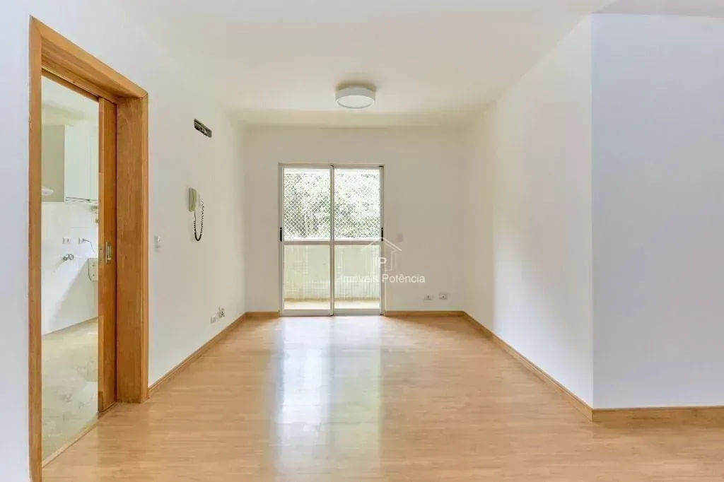 3-bedroom apartment with a private BBQ in Curitiba